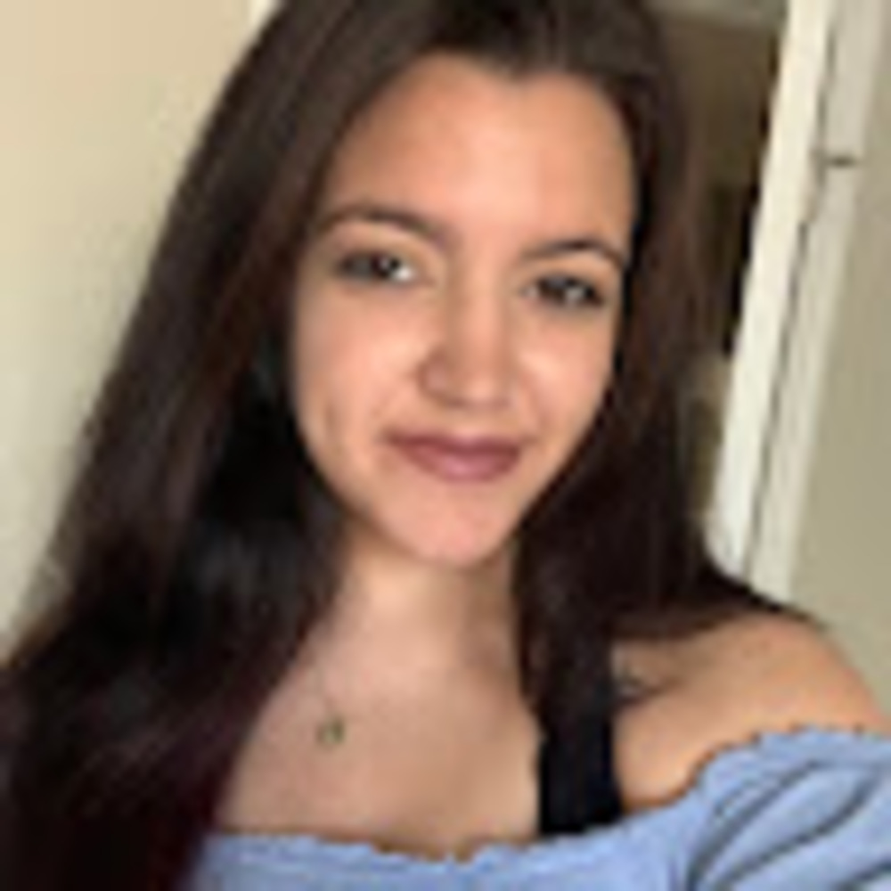 Meet your Posher, Kayla